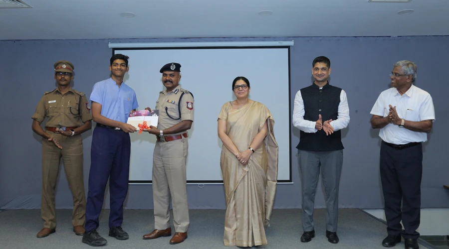 winners-of-tamilnadu-first-road-safety-design-hackathon-3